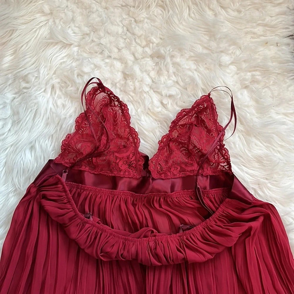 Victoria's Secret Vintage Red Bow Front Negligee Size Medium - Picture 5 of 5